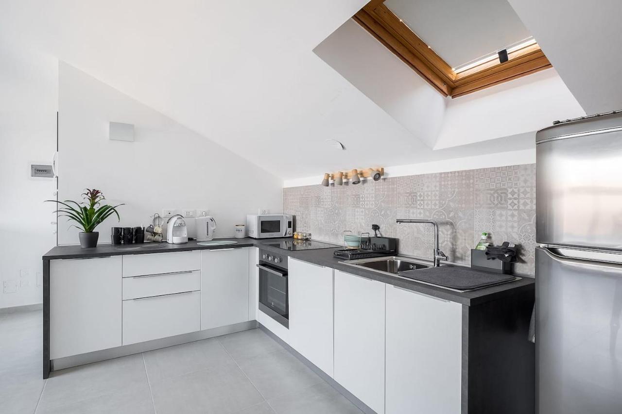 Realkasa Train Plaza Apartment Болонья Экстерьер фото
